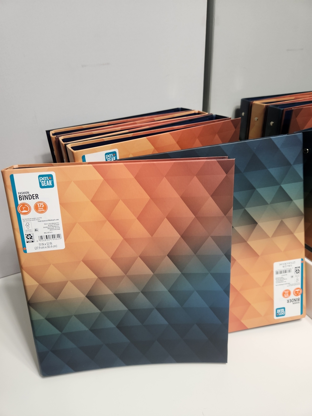 Lot of 8 Tri-Tone Geometric Ring Binder in Orange and Blue